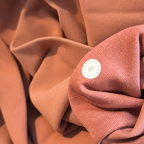 Lululemon Wunder Under High-Rise 25" Full-On Luxtreme Rustic Coral Size 8 26 - Picture 6 of 6